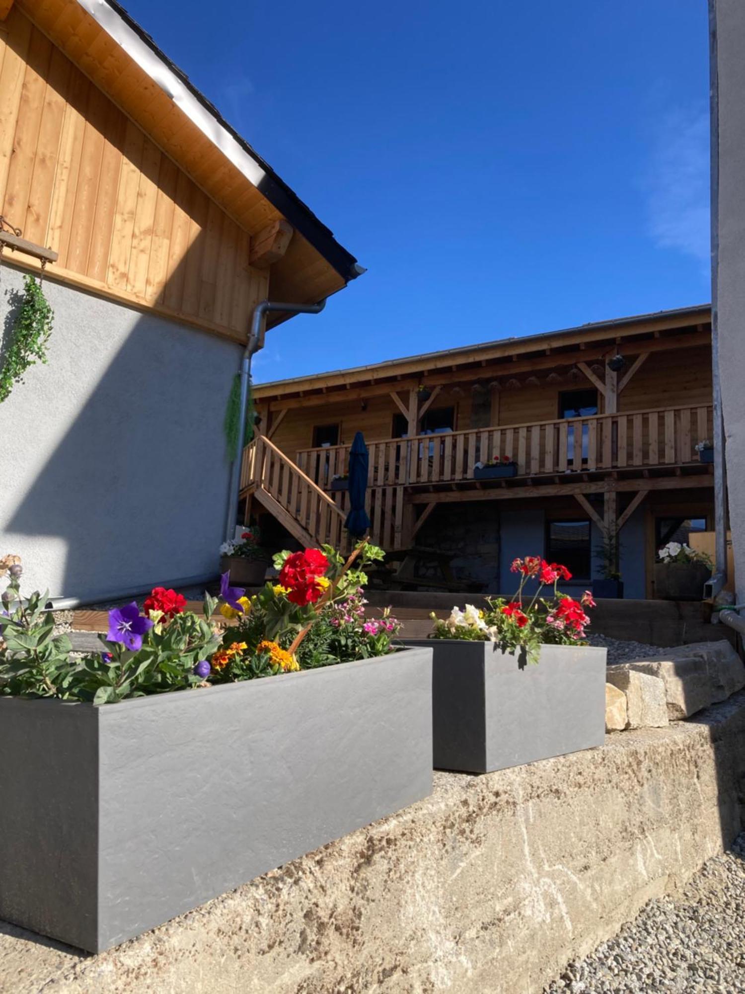 Chalet Melba Le Clos Des Ours Matemale Exterior photo